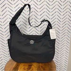 NWT Lululemon Inspired Black Shoulder bag 4L